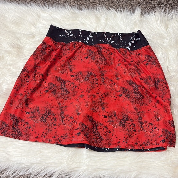 NWT Skort Obsession Red Alert Skort Size M - Picture 8 of 14